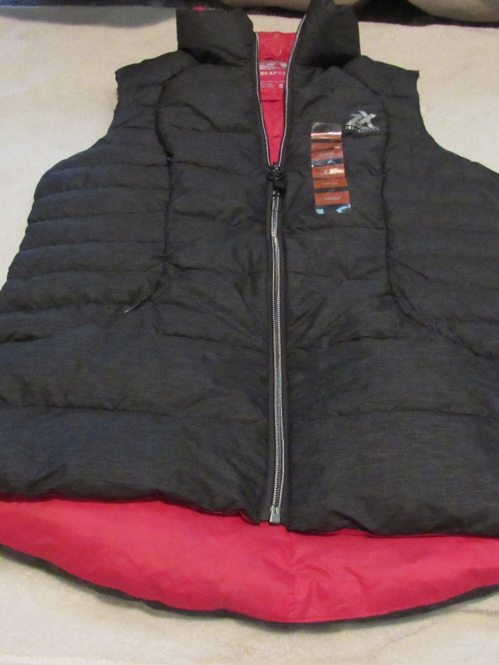 Zeroxposur Gray/Red Puffer Vest NWT
